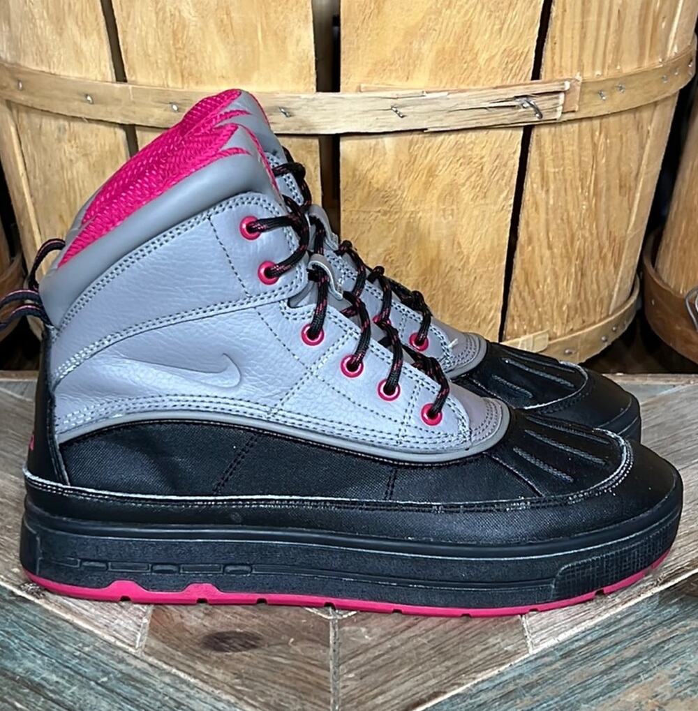 Nike ACG Woodside Leather Gray Pink Black Waterproof Lace-Up Boots Girls Size 5